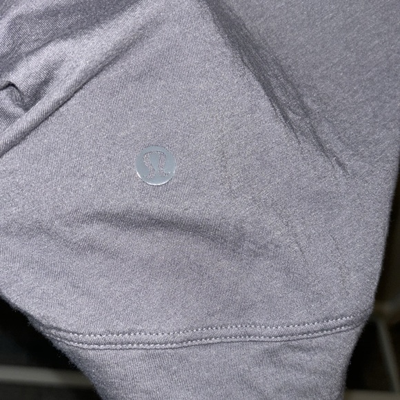 Lululemon gray relax fit yoga top size 6 - Picture 3 of 3